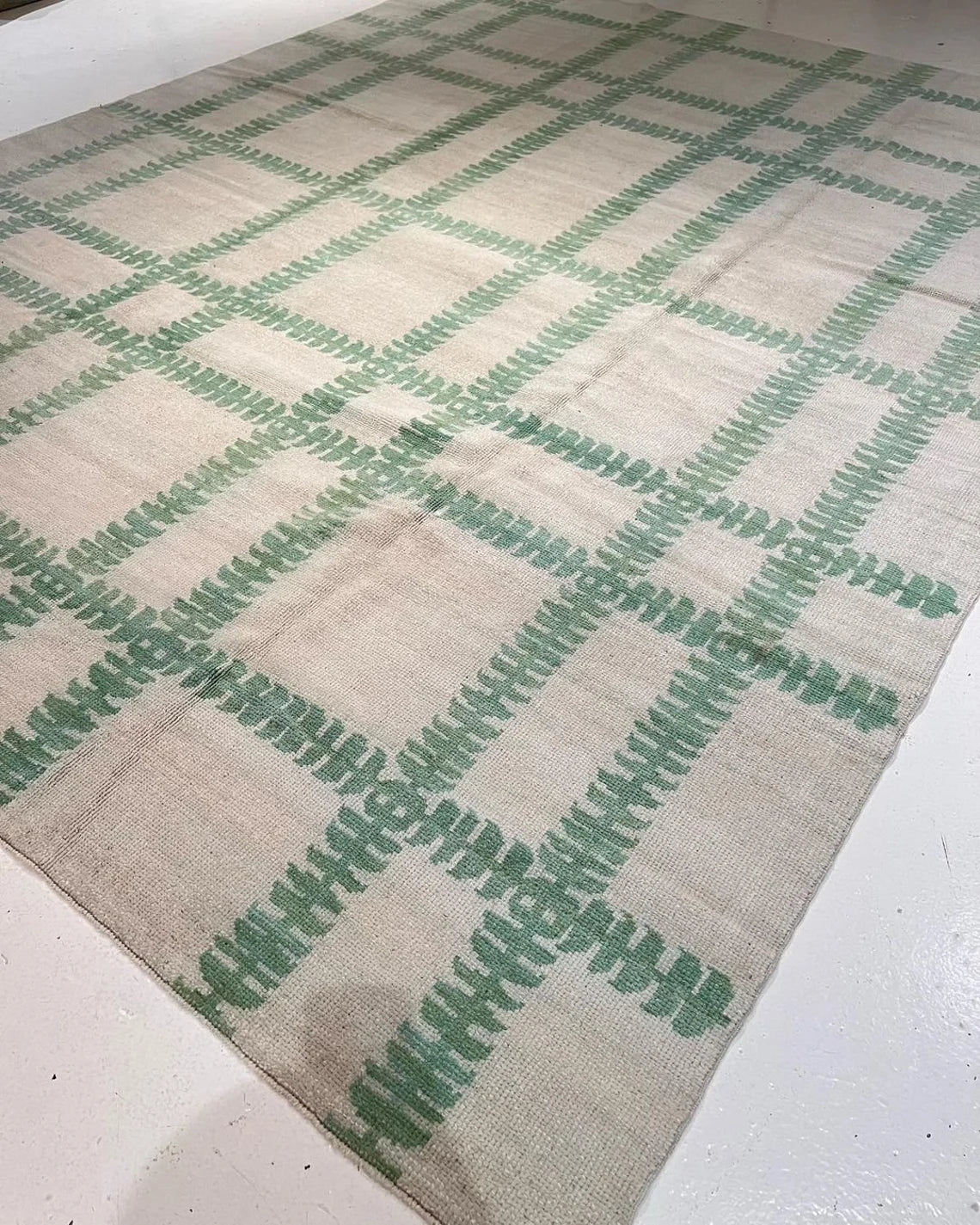 Low Pile Custom Made In Any Size Beige And Green Oushak Rug,Hand Knotted Rug For Living Room,Dining Room,Office,Bedroom,Hand Knotted Wool Area Rug,