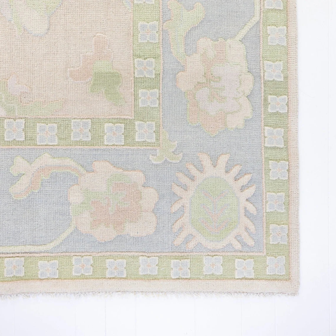 Beige Hand Knotted Moder Design Low Pile Daisy Rug 5x8 6x9 8x10 9x12 10x14 12x15